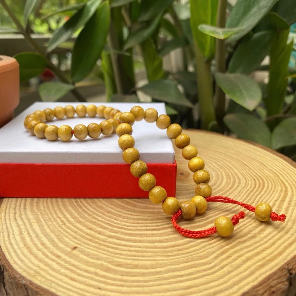 Vòng Dâu Tằm Sơ Sinh Chính Hãng, Dâu Gốc Lâu Năm 6mm, Bảo Vệ Bé Khỏi Vía Nặng, Ngủ Ngon Hơn